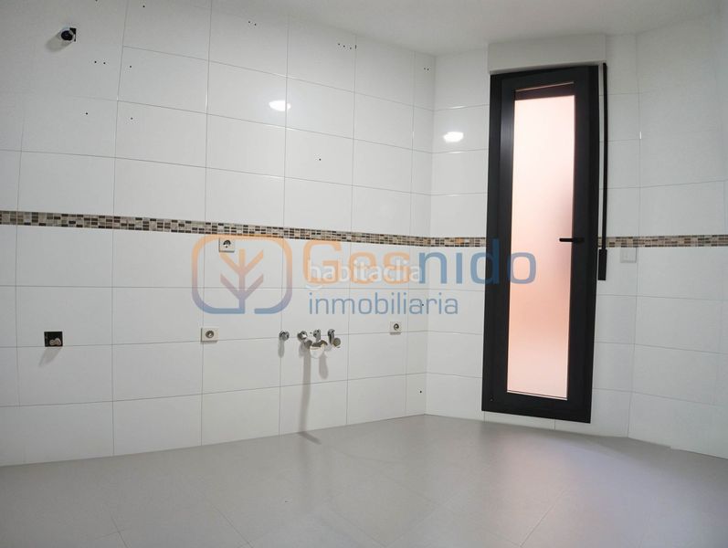 Foto d44f7848-0cc0-405c-bfa9-722d675f08d5. Pis amb calefacció aparcament a Espirdo