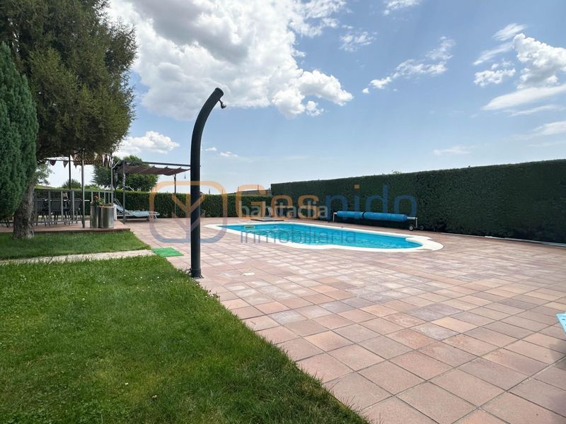 Foto b2c34e35-05c3-48f1-a483-4fbb7eb06270. Casa amb calefacció a Espirdo