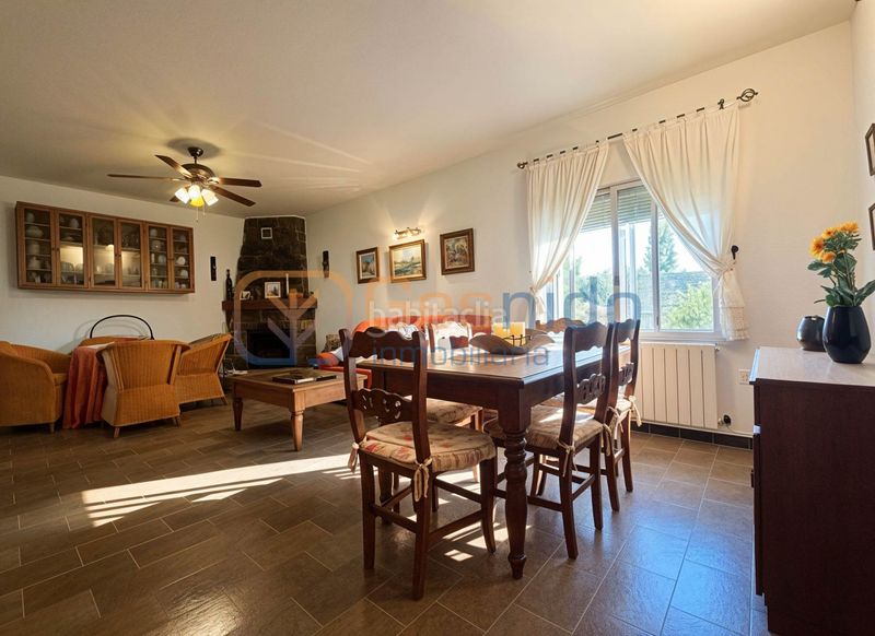 Foto 3d03673d-01a9-4bbe-b178-7b2cf846507c. Casa con riscaldamento in Aldealengua de Pedraza