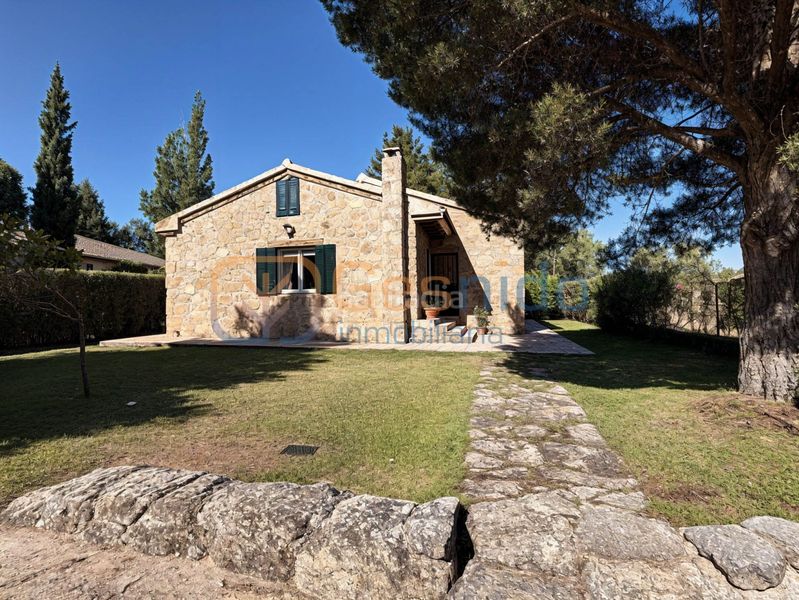 Foto 753945ef-1e11-4601-ba56-998d821ad23e. Casa con riscaldamento in Aldealengua de Pedraza
