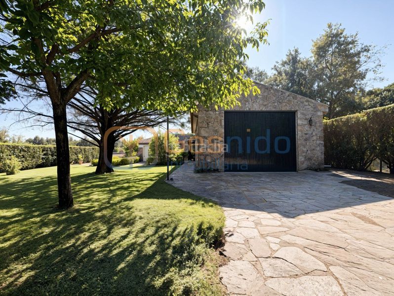 Foto b869e80d-86a1-4349-a1c2-e620c8a43f80. Casa con riscaldamento in Aldealengua de Pedraza