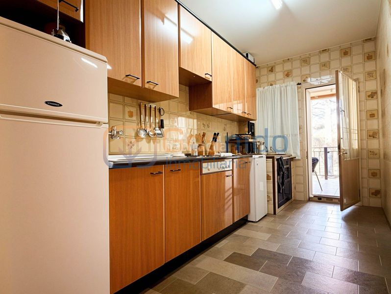 Foto f96273d9-e5f3-434c-a9b9-094f9ff259a0. Casa con riscaldamento in Aldealengua de Pedraza
