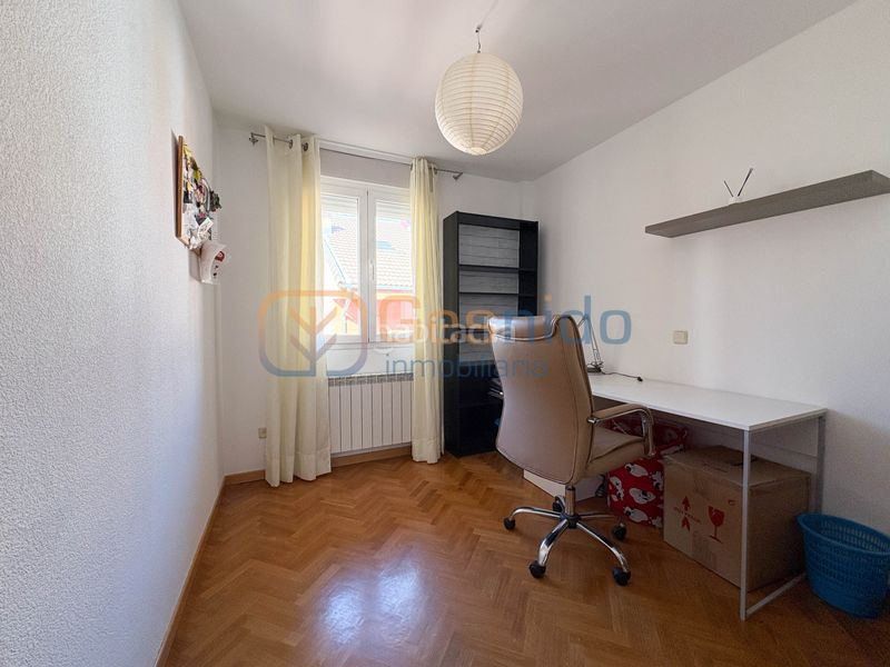 Foto 85cd4a07-ebf0-4e30-9243-cf5c4ba9061a. Location appartement avec chauffage parking dans El Carmen Segovia