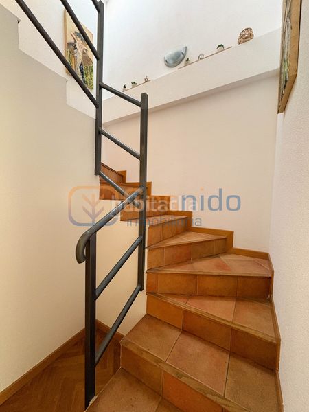 Foto f802ba6b-2621-4741-a933-43648c5c09b8. Location appartement avec chauffage parking dans El Carmen Segovia