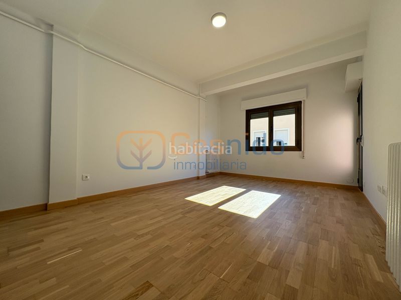 Foto 03770437-9fb2-4378-9376-17a3e45d1c1a. Miete etagenwohnung mit heizung in José Zorrilla - Padre Claret Segovia