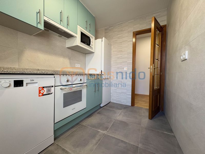Foto cdb2f90f-0223-4674-b926-57c661936ee8. Miete etagenwohnung mit heizung in José Zorrilla - Padre Claret Segovia