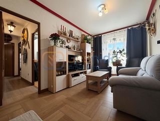 Flat  Segovia - cl nieves-las 19. Piso en zona san lorenzo segovia de tres dormitorios.