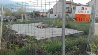 Terrain résidentiel à San Cristóbal De Segovia. Solar en venta en san cristóbal de segovia