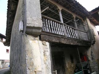Casa adossada a Vibaña-Ardisana-Caldueño. Casa adosada