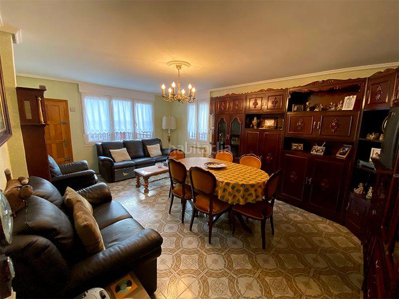 Foto ca321b57-a3bb-45f4-878b-61e4c66aedf5. House with heating in Cabrales