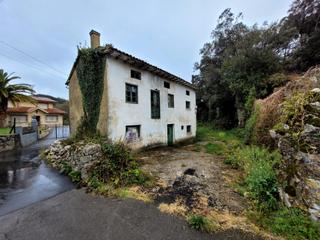 Casa a Posada-Barro. Casa para reformar