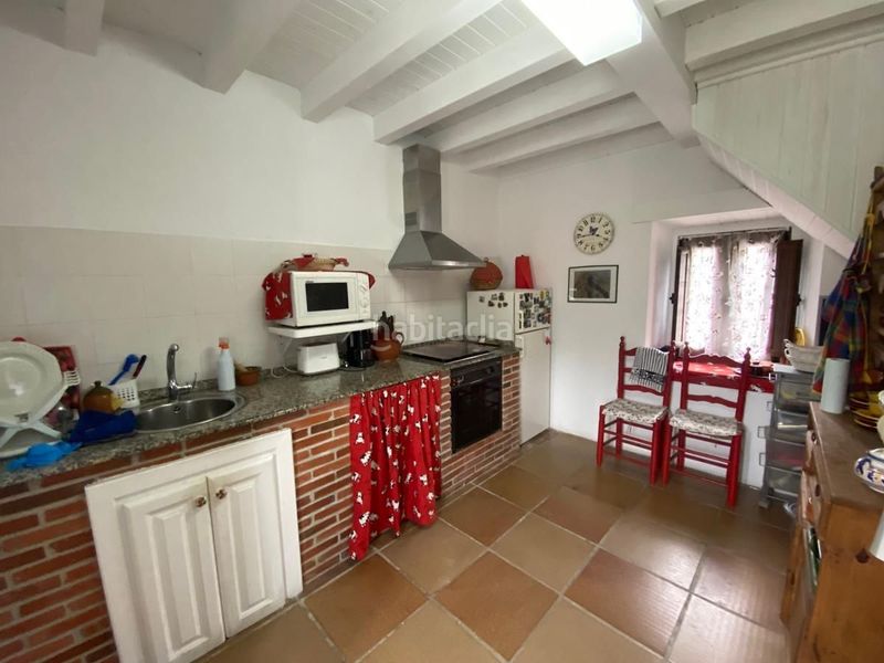 Foto c631b30a-75a5-46d7-8b16-382c2a2007c0. Casa  adosada en alles en Peñamellera Alta