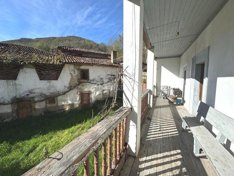 Foto a9948b1f-9344-426f-ab01-cb81e55df267. House in Cangas de Onís