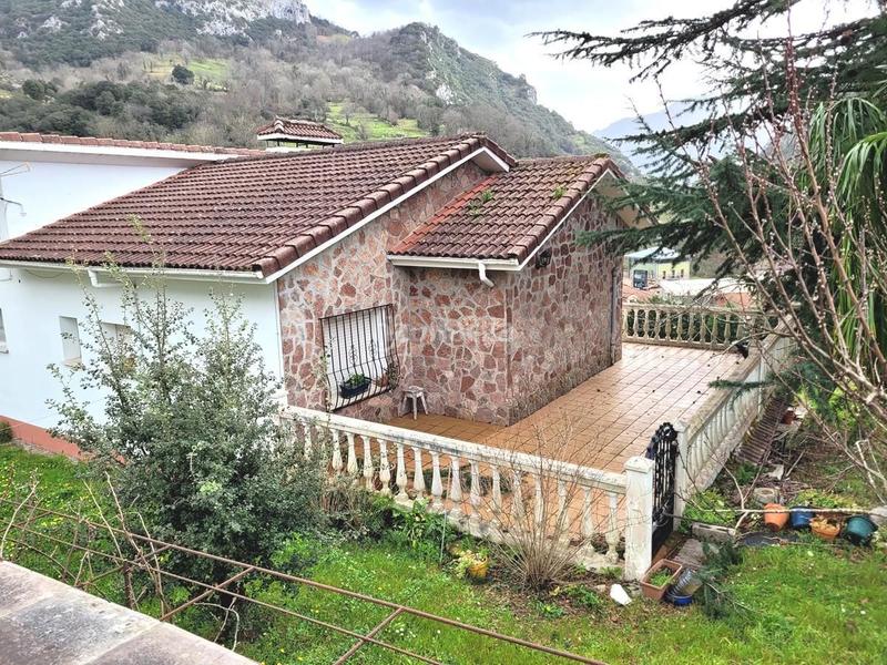 Foto b0eacace-a700-45b4-8571-e35c3de88154. House with heating in Cabrales