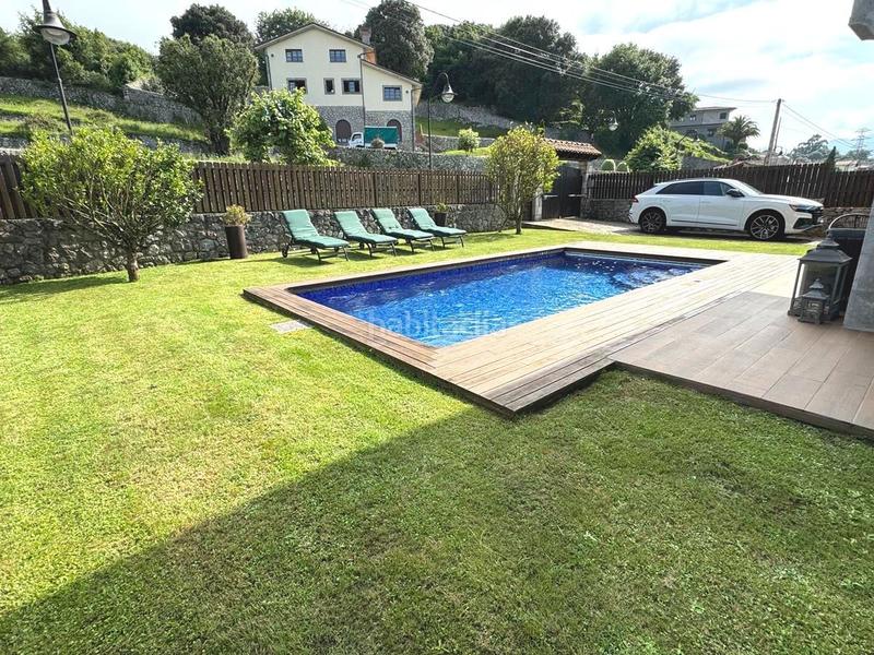 Foto ecd714af-3004-40b7-8afd-ddd1b22fc565. Casa chalet en Llanes pueblo Llanes