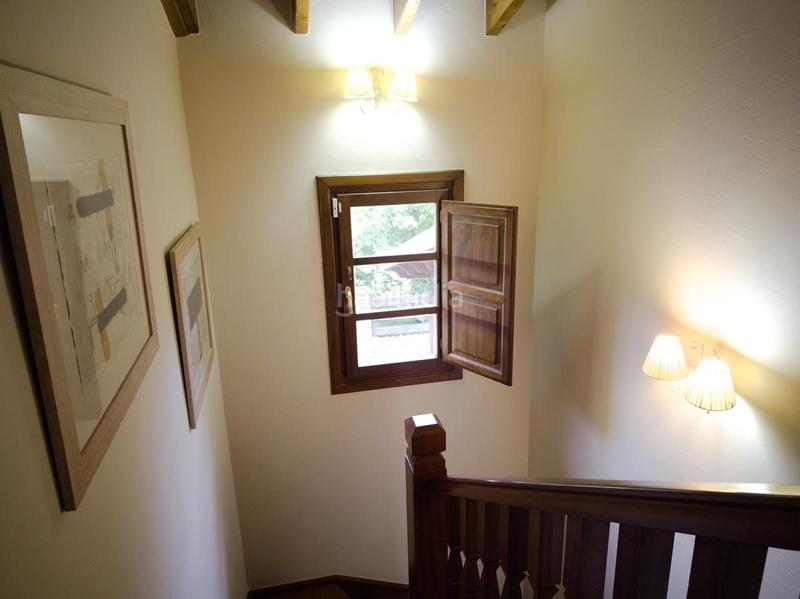 Foto f5f5eacd-8238-4d00-b01b-aecd79e5ff0a. Casa chalet en Llanes pueblo Llanes