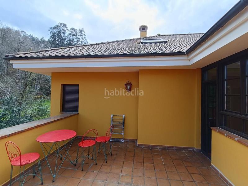 Foto fbced6e8-79fd-48bf-b87d-c32f4bcf9e7e. Édifice dans Vibaña-Ardisana-Caldueño Llanes