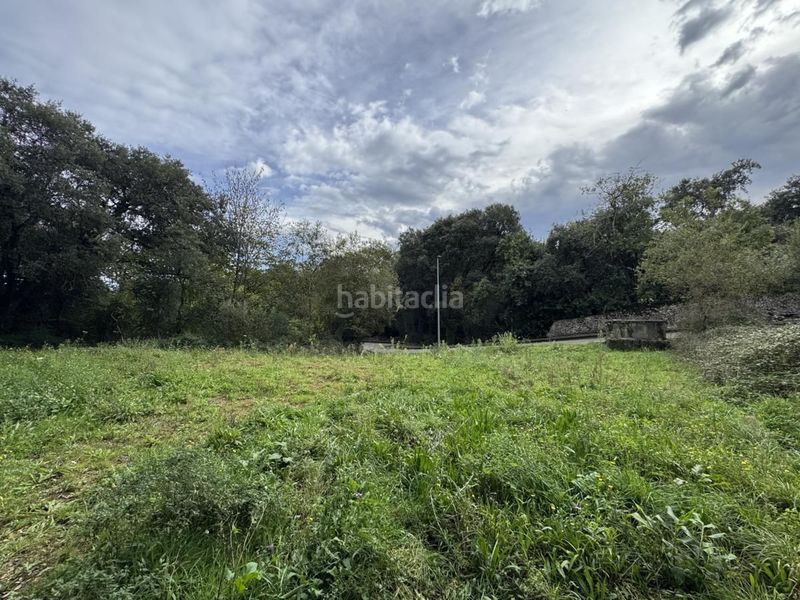 Foto b751c0a5-70f0-4fda-b68c-7f3979808d4c. Terreny residencial a Llanes pueblo Llanes
