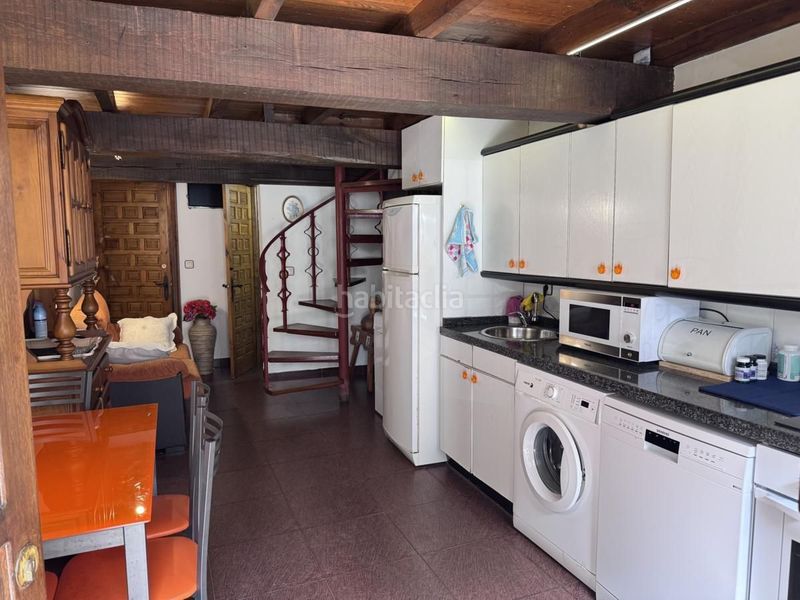 Foto 7f701a57-c451-42d6-b326-1d0a6a631b25. Casa adossada amb calefacció a Celorio-Poó-Parres Llanes