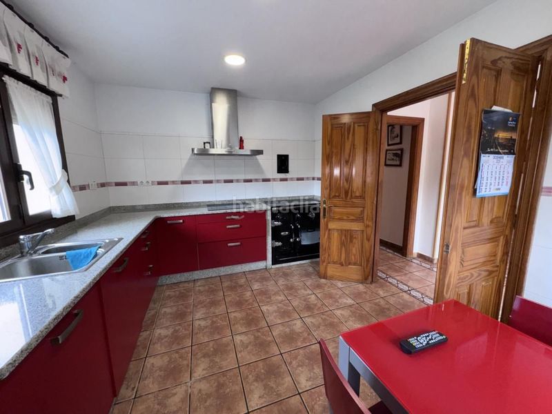 Foto 600d0223-5487-4132-af07-8a097e1ca351. Casa amb calefacció a Celorio-Poó-Parres Llanes