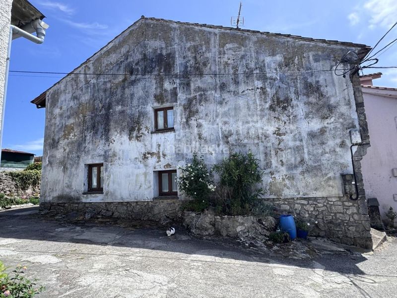 Foto dbe55f28-a5e7-4c61-85b9-d20c6d6c332e. Casa adossada amb calefacció a Llanes pueblo Llanes