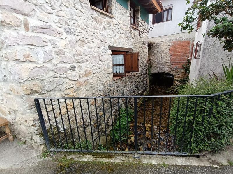Foto 55024a11-db1d-489d-9ddf-0c76bad7c199. Casa adossada amb calefacció a Vibaña-Ardisana-Caldueño Llanes
