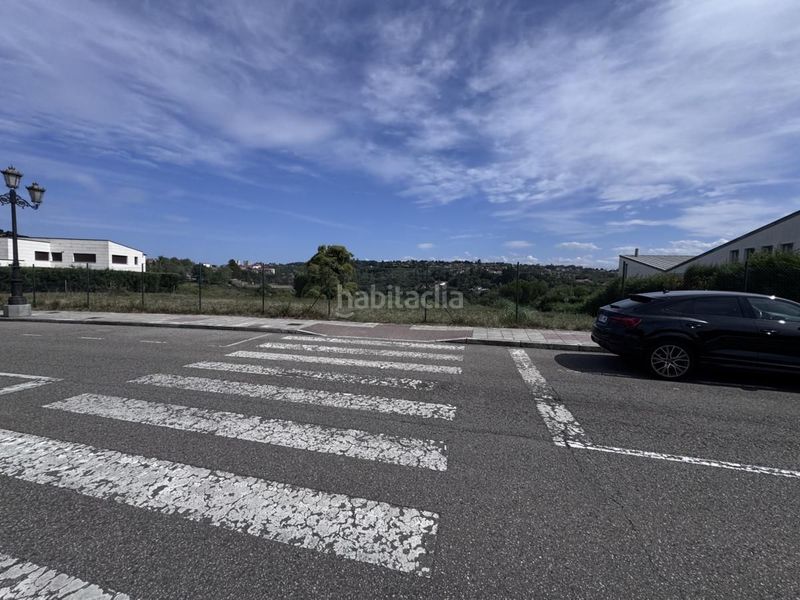 Foto b3cf9047-1450-4bbf-8d4d-32739de9b2fc. Terreny residencial a Montecerrao Oviedo