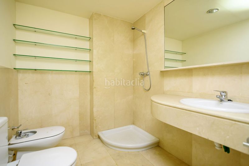 Foto 9966fd4c-d6f4-427a-97da-8a2859827e57. Büro in calle melquiades álvarez 14 in Salesas - Foncalada - Campoamor Oviedo