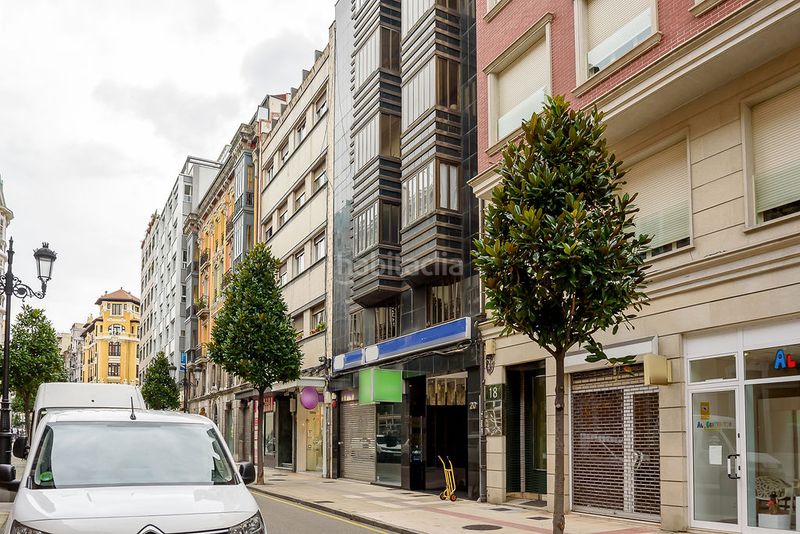 Foto a547935f-7e80-4dad-bd80-c385a46fa9fd. Büro in calle melquiades álvarez 14 in Salesas - Foncalada - Campoamor Oviedo