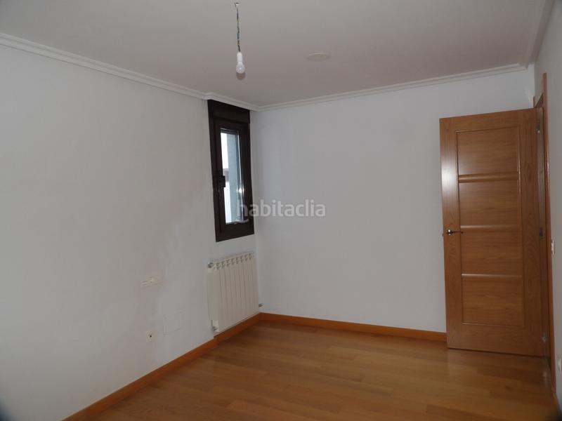 Foto 1b18e291-0b77-463a-aebe-6d87c87ad708. Appartement dans calle cardenal landázuri 19 dans Casco Antiguo León