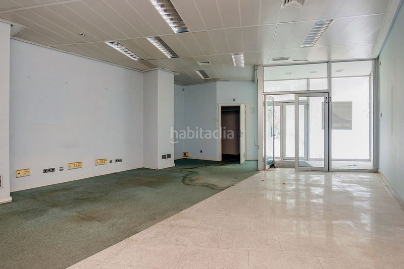 Foto 40e3a4a7-bfcb-4192-a1cd-ceffc281128c. Local comercial a Centro Gijón