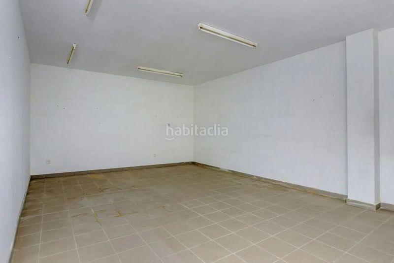 Foto 59215887-ce60-442f-af5c-6fc8f6917f28. Local comercial a Centro Gijón