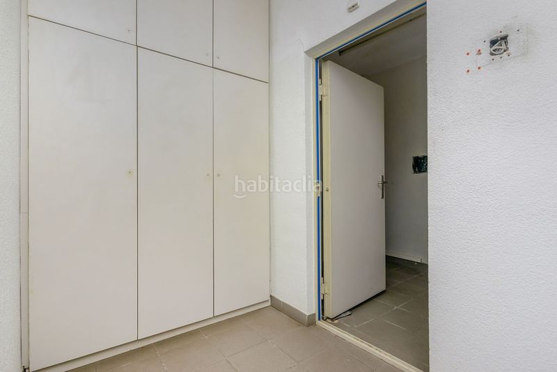 Foto 8c2ab23f-25b6-4c0b-bd90-f8c1dc31cc3a. Local comercial a Centro Gijón