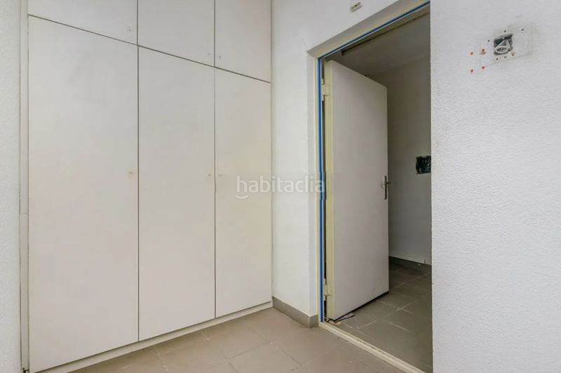 Foto d6aaa86d-6b2a-417a-9805-88d5cd6b18ad. Local comercial a Centro Gijón