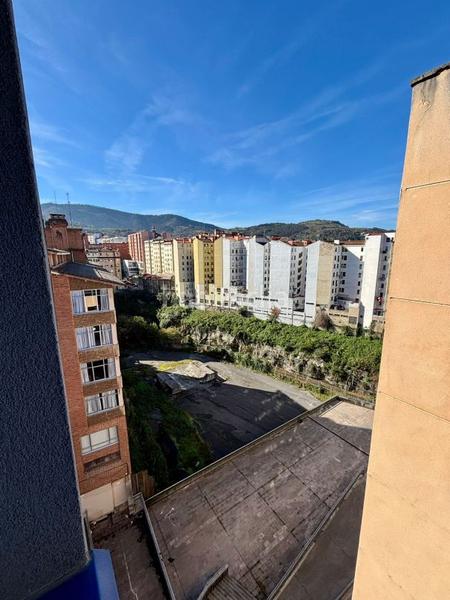 Foto 80ab8a07-33e8-472d-9c51-f539af71185c. Flat with heating in Zabala Bilbao
