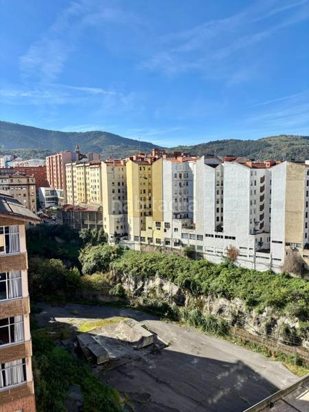 Foto c7ddcd73-a698-4731-b9b2-c84789a12162. Flat with heating in Zabala Bilbao