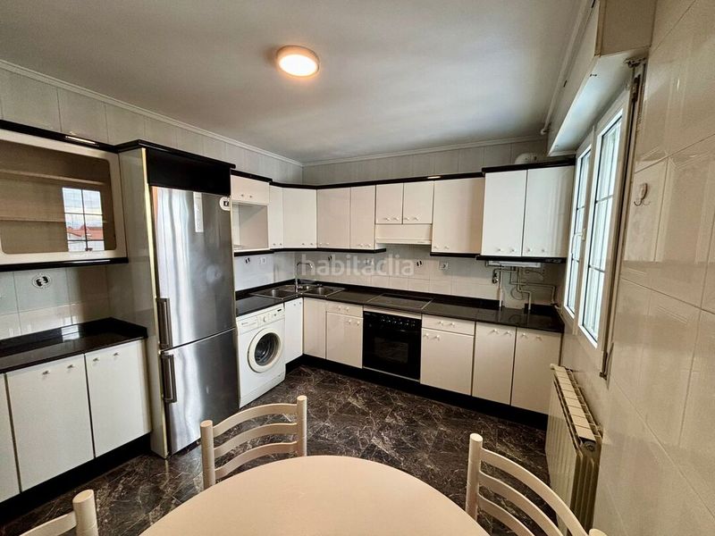 Foto 7b093eba-13b5-43eb-ae95-c65469ab3775. Pis amb calefacció a Centro Santurtzi