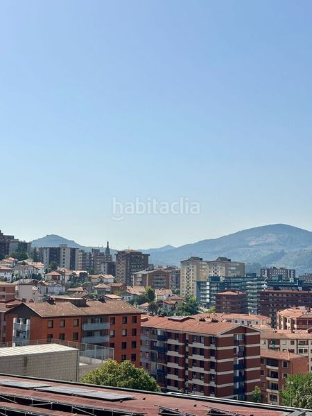 Foto 08182e4a-550e-4c49-bcfa-41e600743df8. Pis amb calefacció a Barrio de Uribarri Bilbao