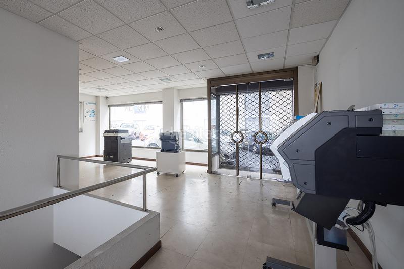 Foto 0fb92f26-acef-43c4-ae75-9c09055ff8c4. Locale commerciale in Los Castros - Castrillón Coruña (A)