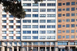 Piso  Avenida de pedro barri de la maza. Piso de 160 m2 en playa del orzn con 3 plazas de garaje