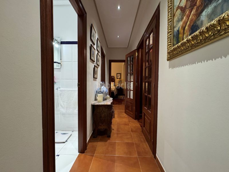Foto b5d95853-d649-43f6-87ed-61744d051ba2. Flat with heating in Centro Ferrol