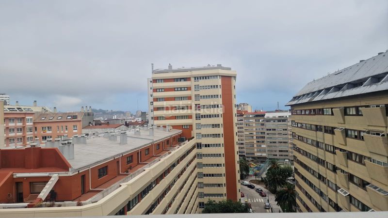 Foto 6f7202e6-5b0f-4d17-895c-d375859e9524. Lloguer àtic amb calefacció aparcament a San Pablo - Juan Flórez Coruña (A)