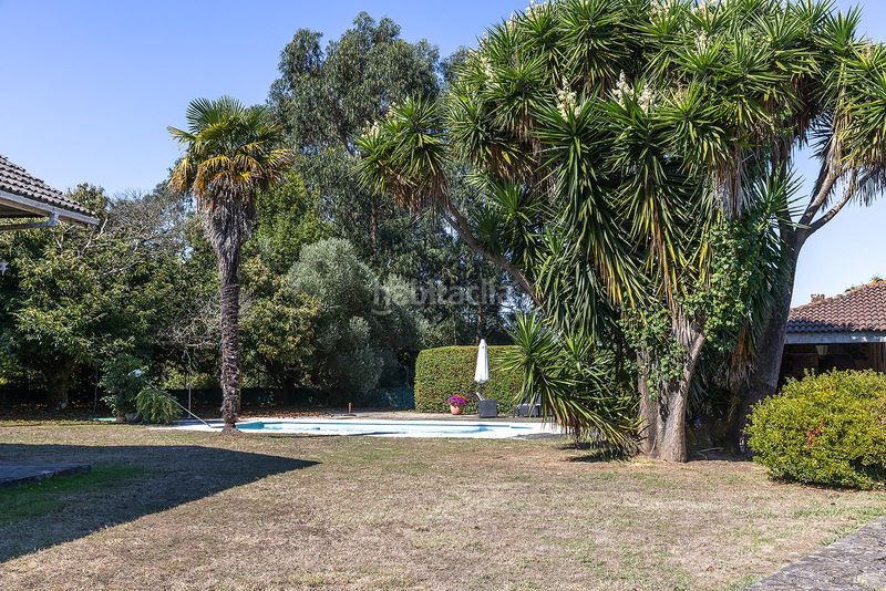 Foto 56fcebd6-5b96-47fc-a36b-a97172a948a0. Casa amb calefacció piscina a Maianca Oleiros