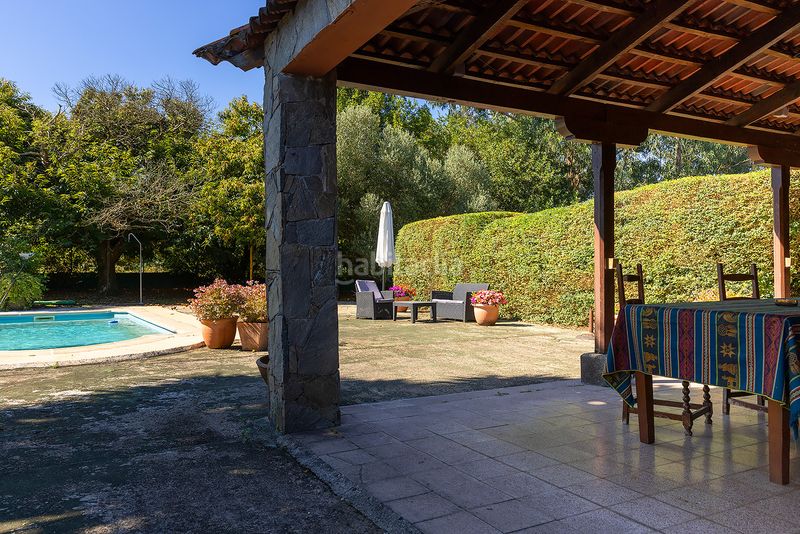 Foto 6d301300-6e8d-44e2-af92-91d960ca9c04. Casa amb calefacció piscina a Maianca Oleiros