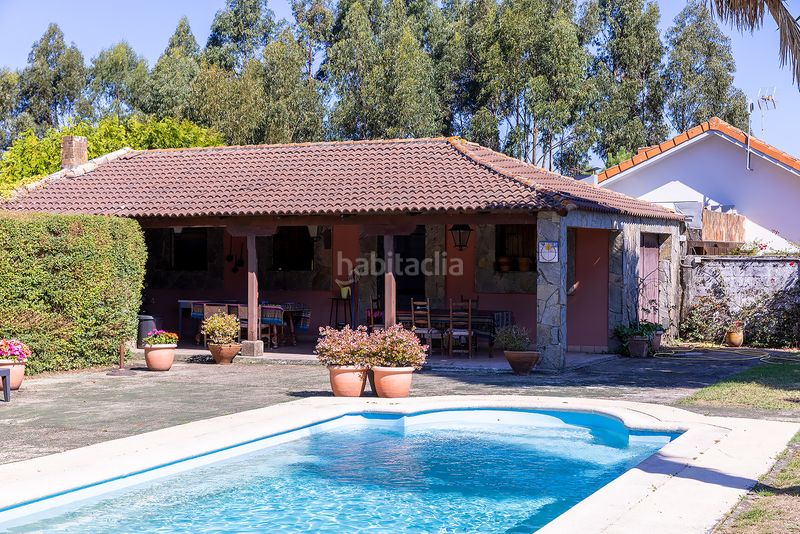 Foto 8461f725-2ea7-4326-8a80-f858db5a467a. Casa amb calefacció piscina a Maianca Oleiros