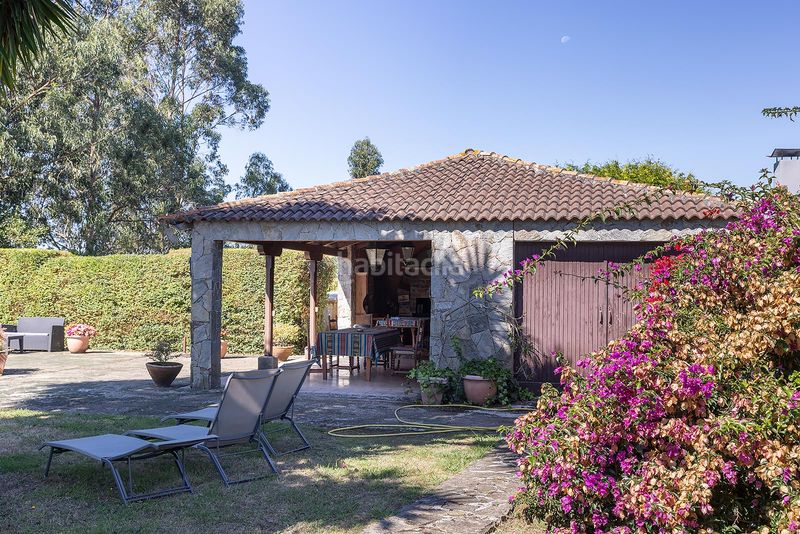 Foto b1f7c98f-96a9-420a-bd3c-71e8c4aa1f67. Casa amb calefacció piscina a Maianca Oleiros