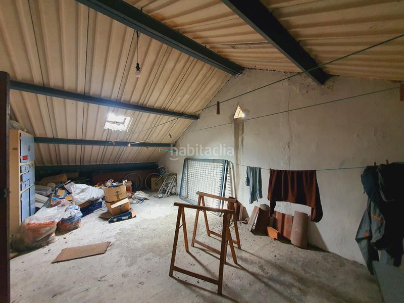 Foto 1dee7662-f095-498f-a89d-8478bd73b78e. Casa aparellada a el berrón - avda. de langreo 27 a Siero