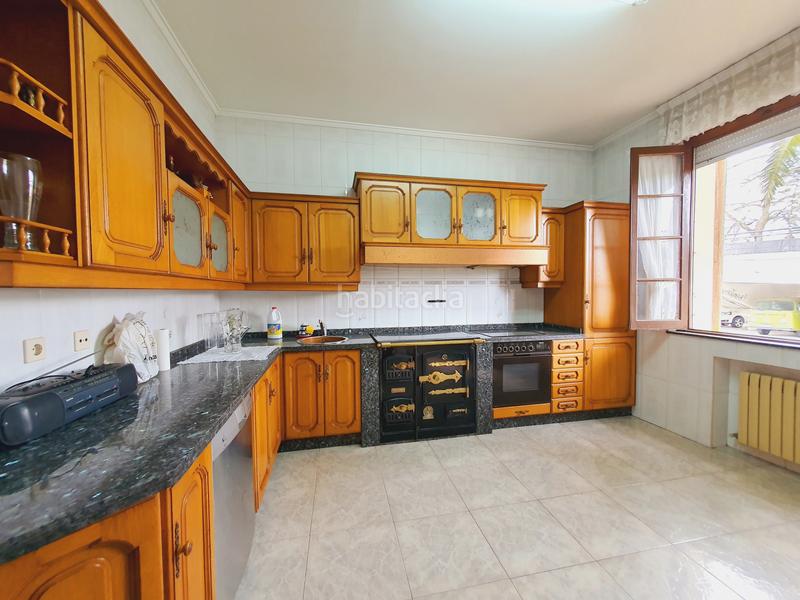 Foto 325391f3-422a-4e3e-bdfb-62a4091dc748. Casa aparellada a el berrón - avda. de langreo 27 a Siero