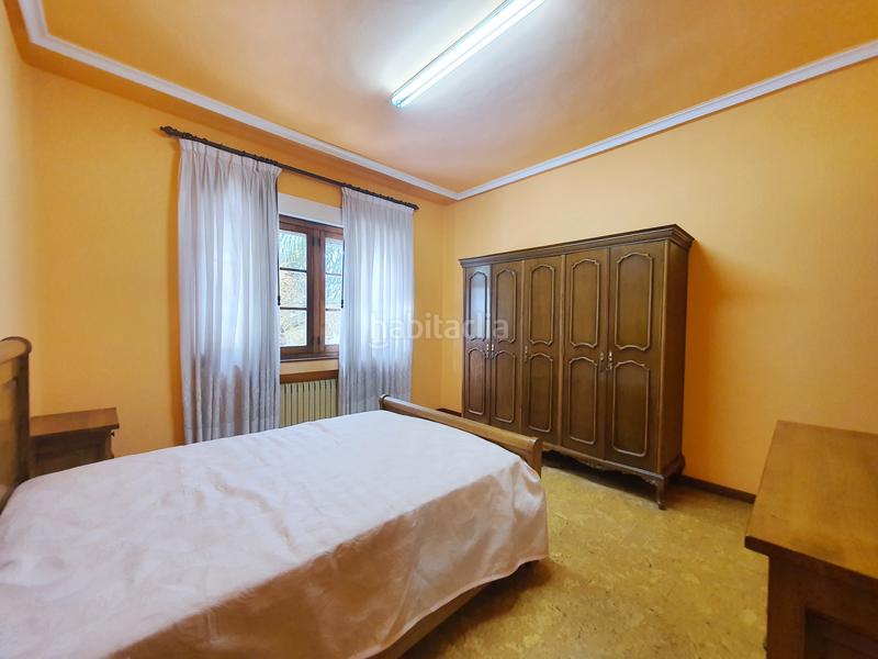 Foto 393d63de-1455-4eb1-aab4-5dd2182821bc. Casa aparellada a el berrón - avda. de langreo 27 a Siero