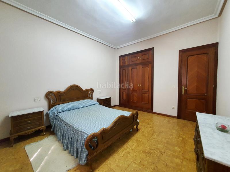 Foto 450d570e-30be-41c1-aa51-acacdf2f8033. Casa aparellada a el berrón - avda. de langreo 27 a Siero